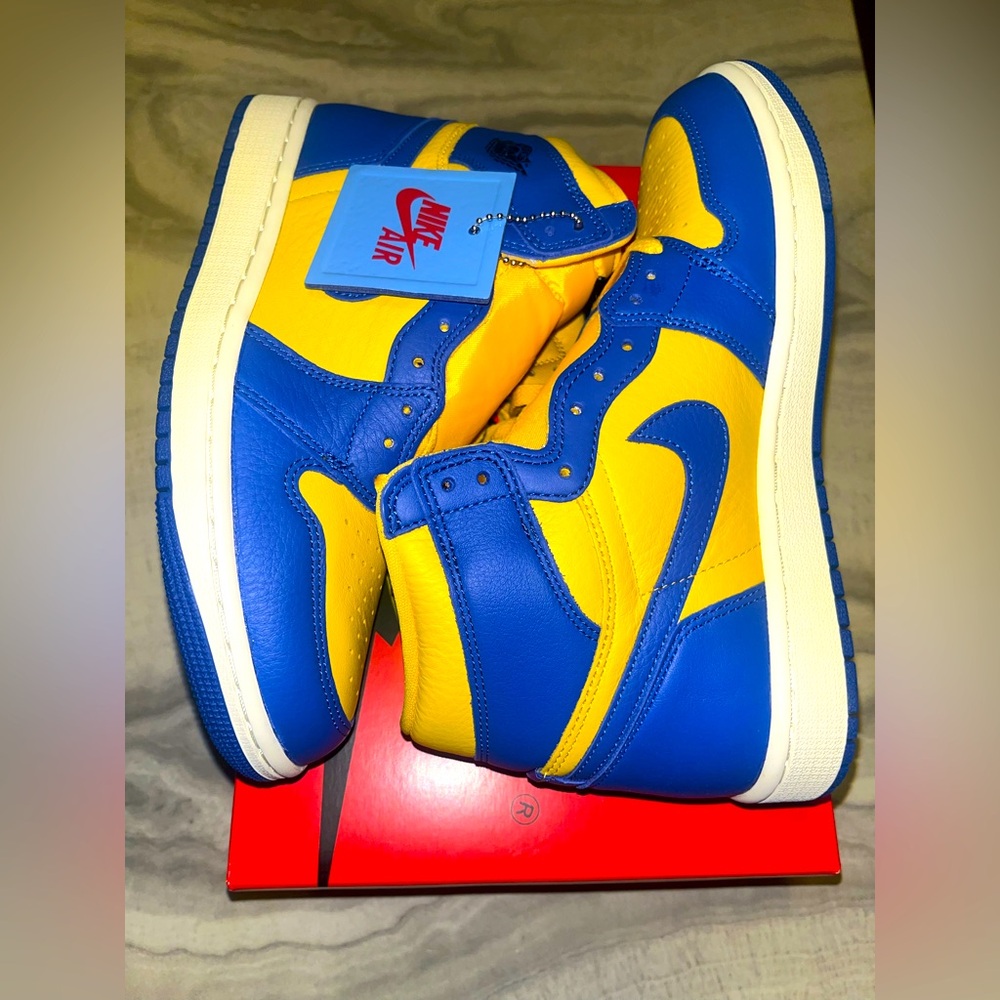 JORDAN 1 REVERSE LANEY